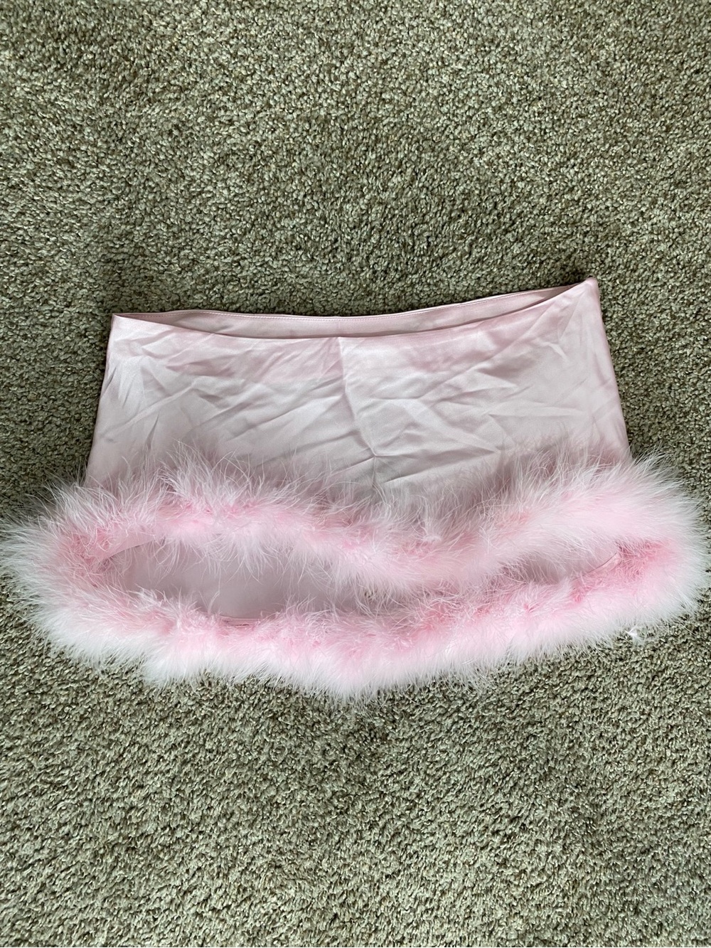 ✨🩷NWT SKIMS Silk Feather Trim Low Rise Mini Skirt Cherry Blossom Size XS🩷